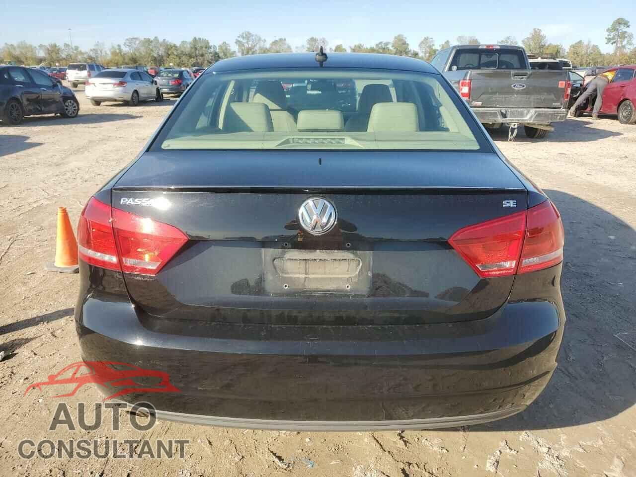 VOLKSWAGEN PASSAT 2012 - 1VWBP7A35CC039432