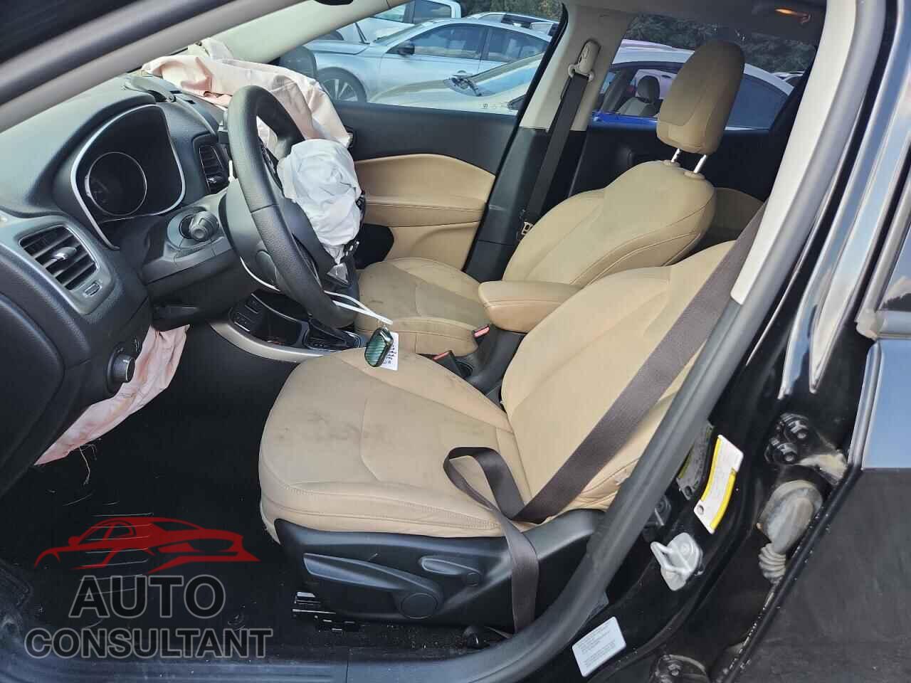 JEEP COMPASS 2017 - 3C4NJCAB4HT669746