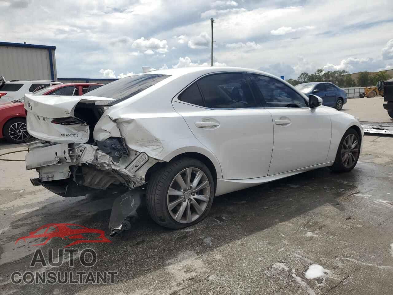 LEXUS IS 2016 - JTHBA1D29G5018323
