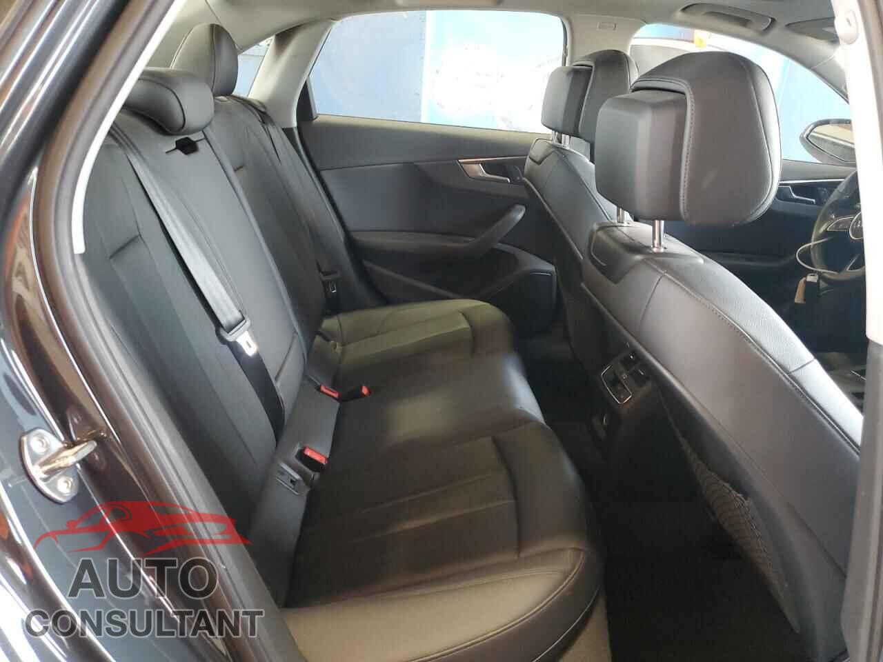 AUDI A4 2018 - WAUENAF41JA016207