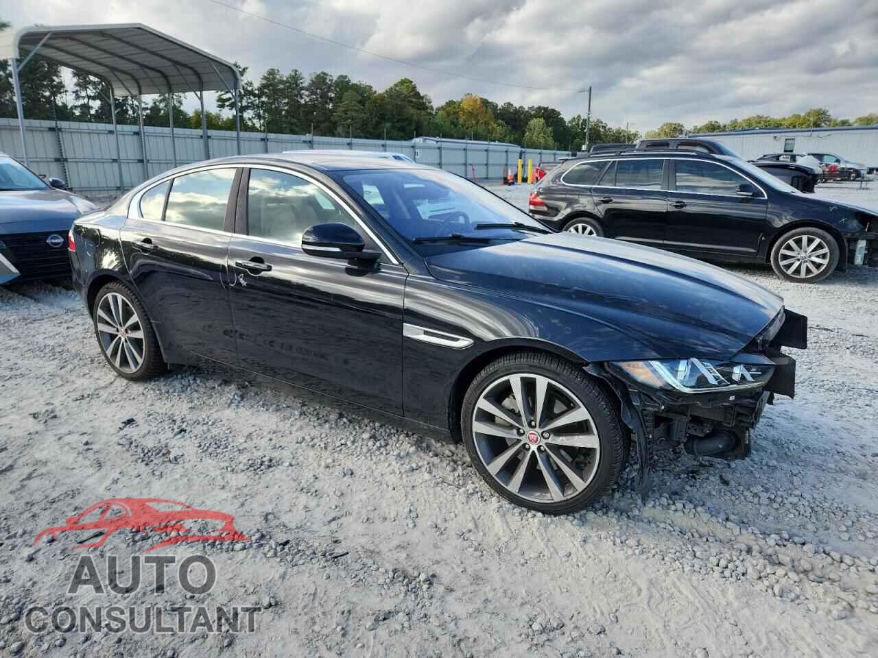 JAGUAR XE 2017 - SAJAE4BG1HA963875