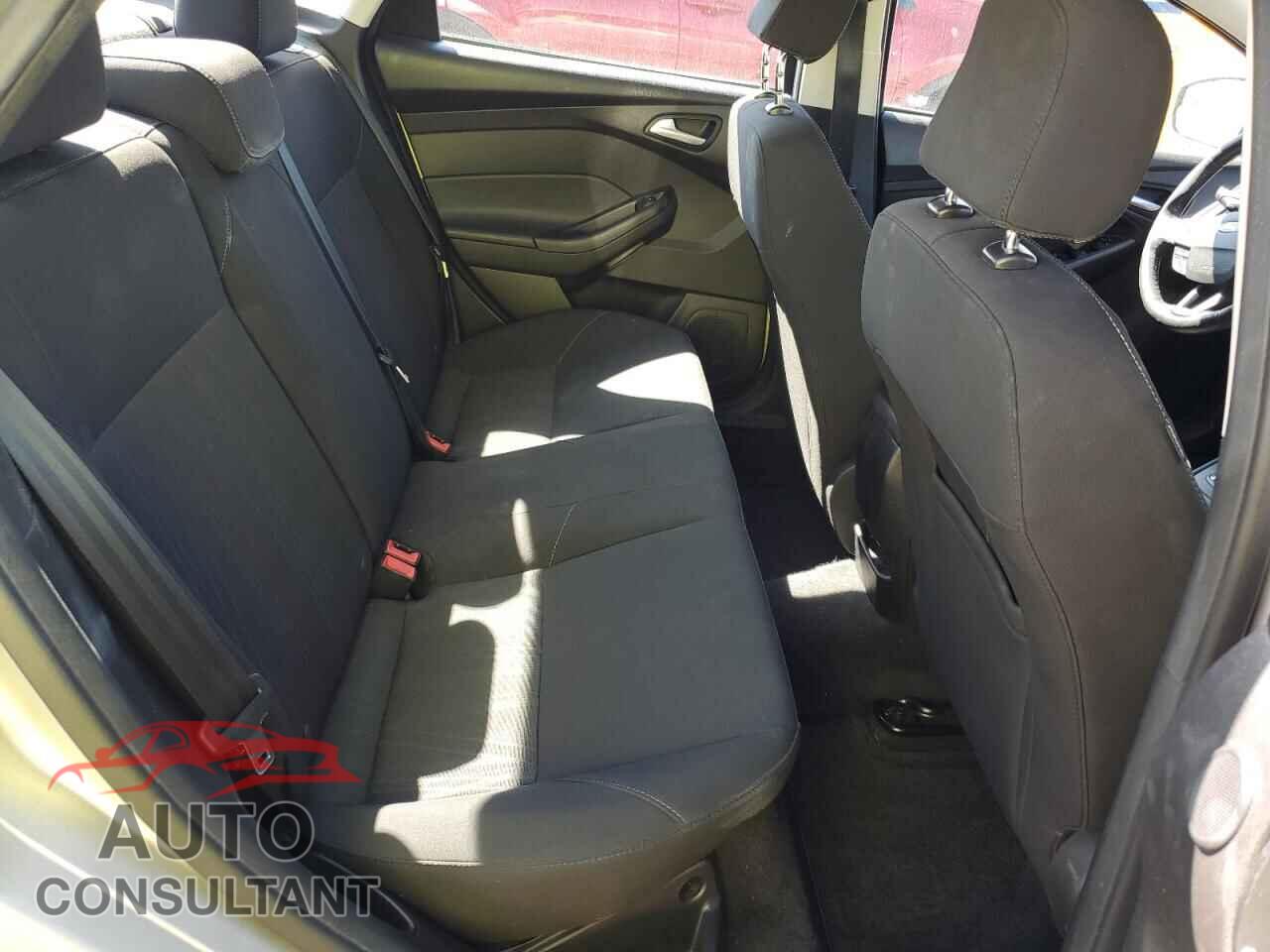 FORD FOCUS 2017 - 1FADP3H29HL209869