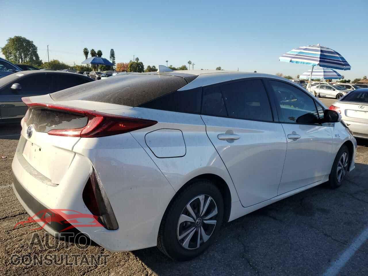 TOYOTA PRIUS 2017 - JTDKARFP2H3039231