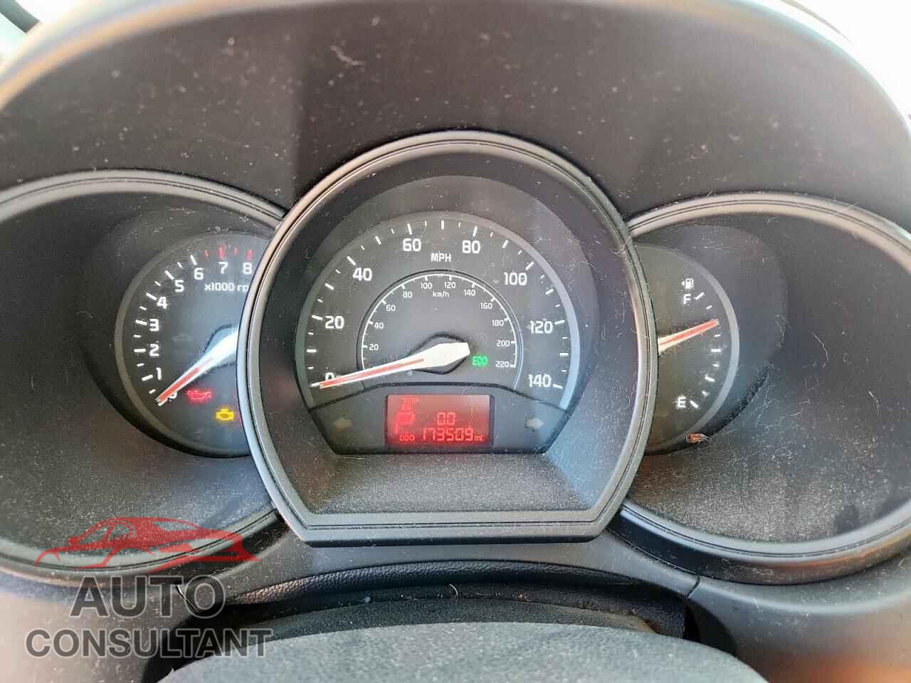 KIA RIO 2013 - KNADM4A31D6239028