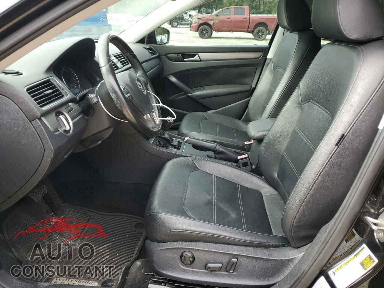 VOLKSWAGEN PASSAT 2015 - 1VWAT7A33FC098779