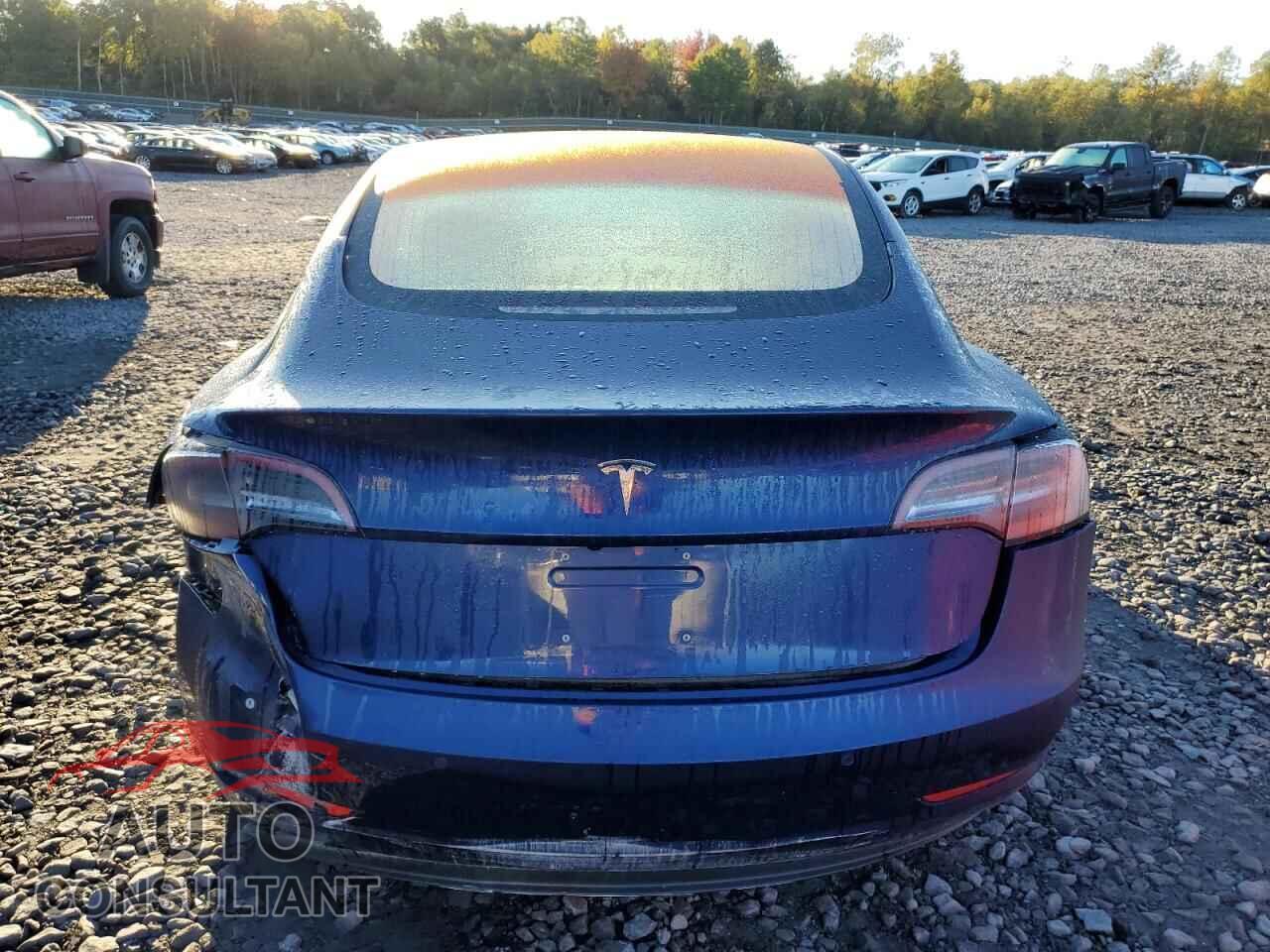 TESLA MODEL 3 2018 - 5YJ3E1EA1JF045490
