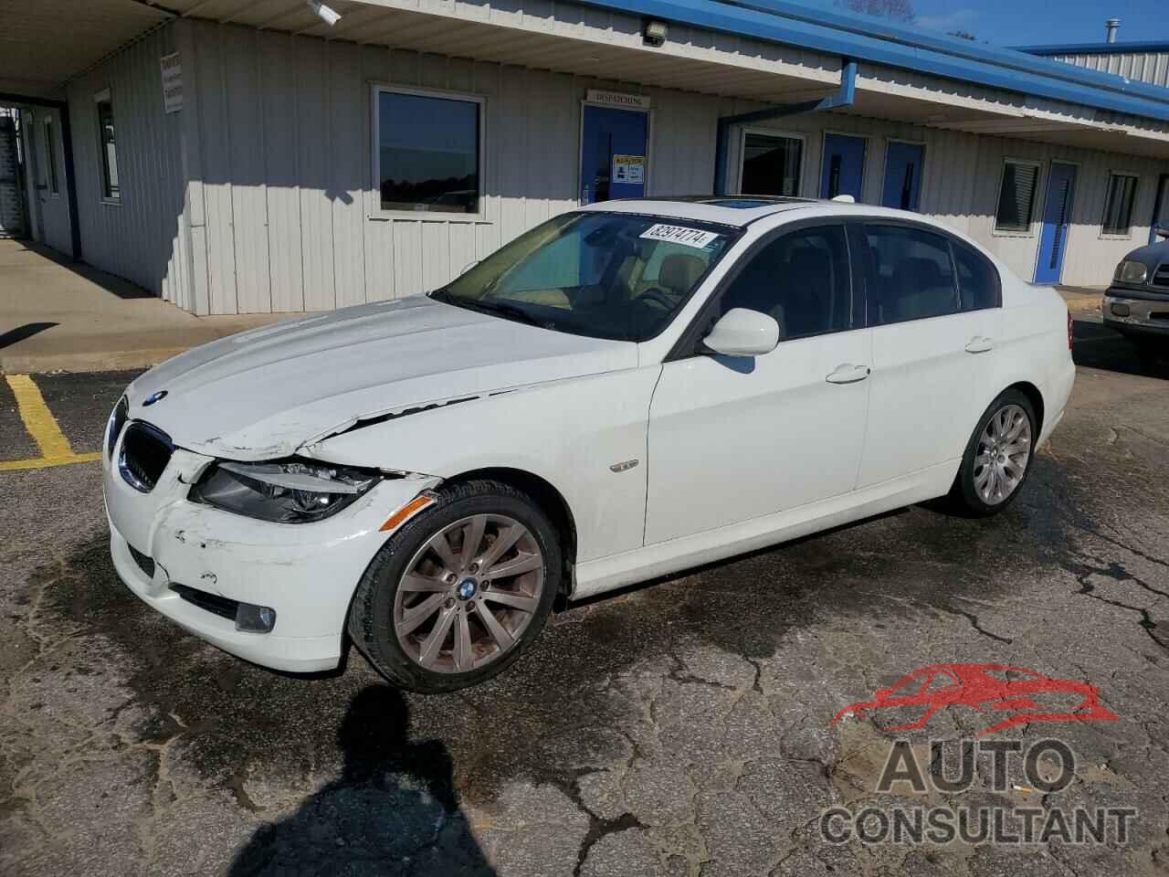 BMW 3 SERIES 2011 - WBAPH7C50BA800721