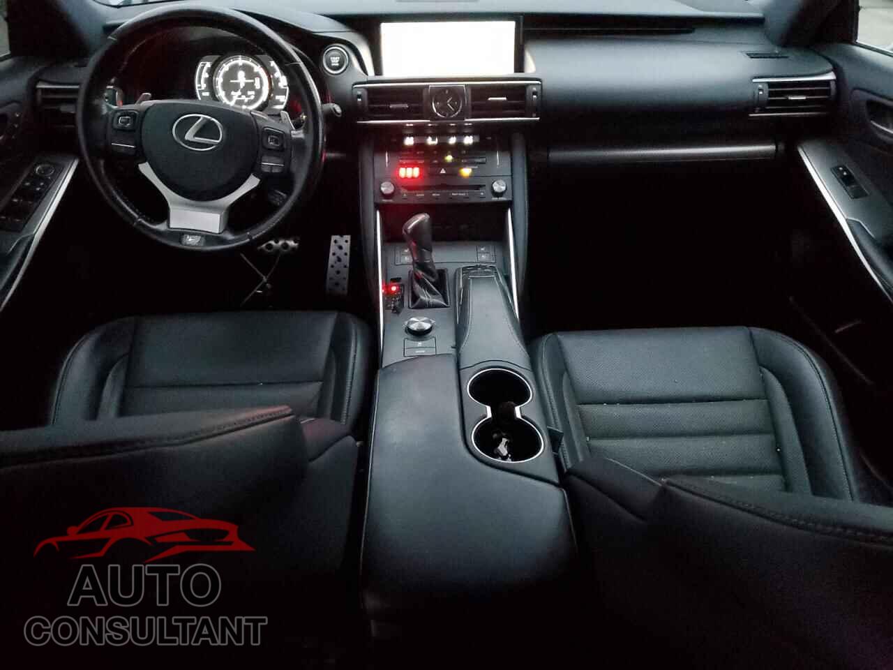 LEXUS IS 2018 - JTHBA1D20J5069801