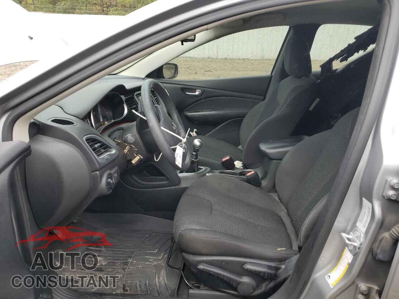 DODGE DART 2016 - 1C3CDFAA7GD585081