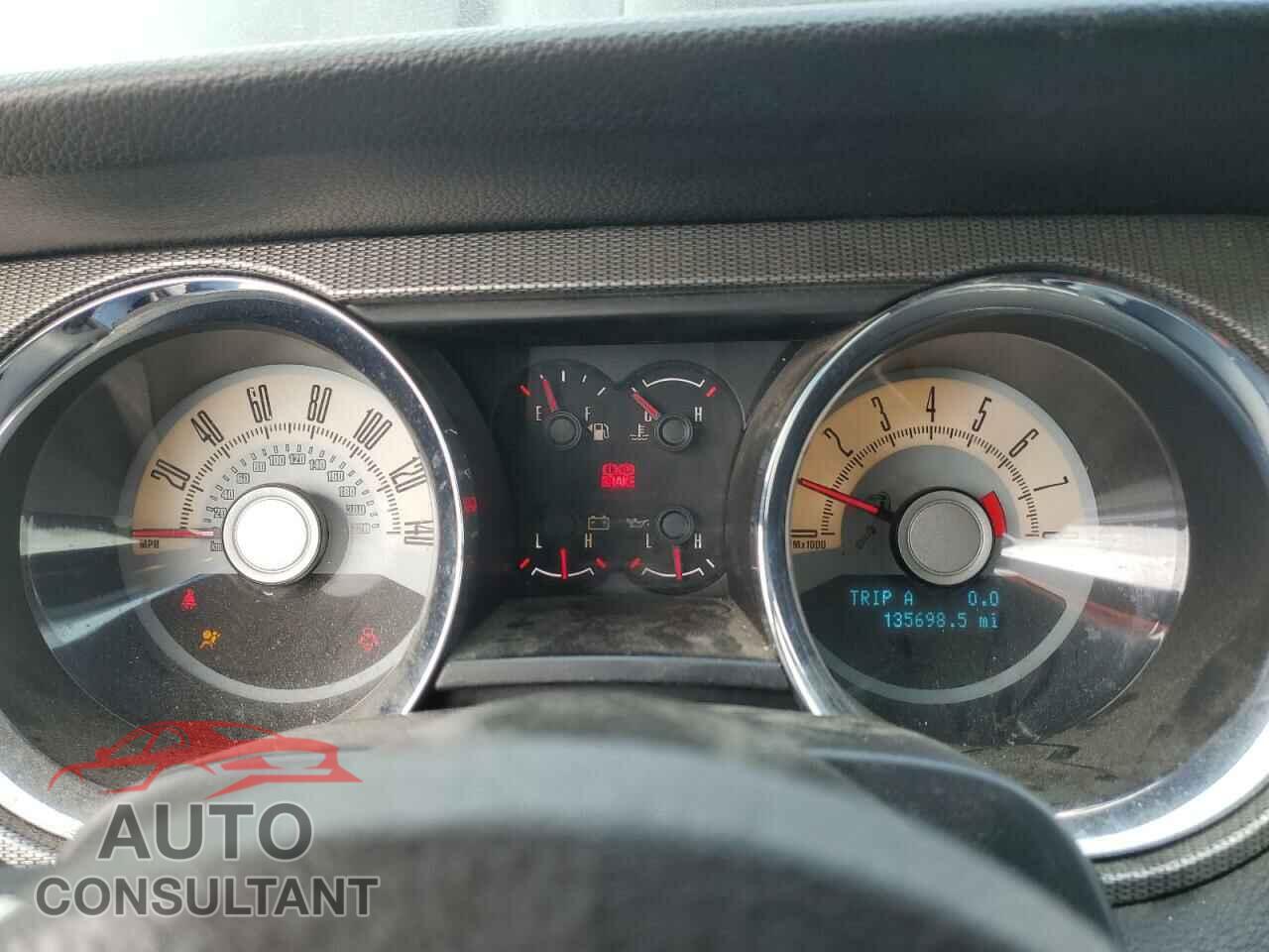 FORD MUSTANG 2010 - 1ZVBP8CH0A5149451