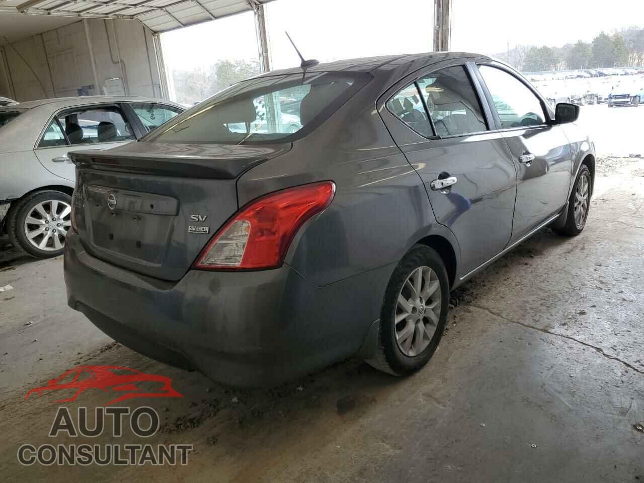 NISSAN VERSA 2017 - 3N1CN7AP3HL824594