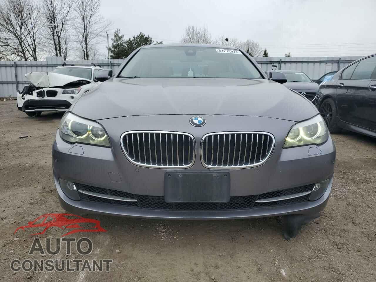 BMW 5 SERIES 2013 - WBAFU7C52DDU68905