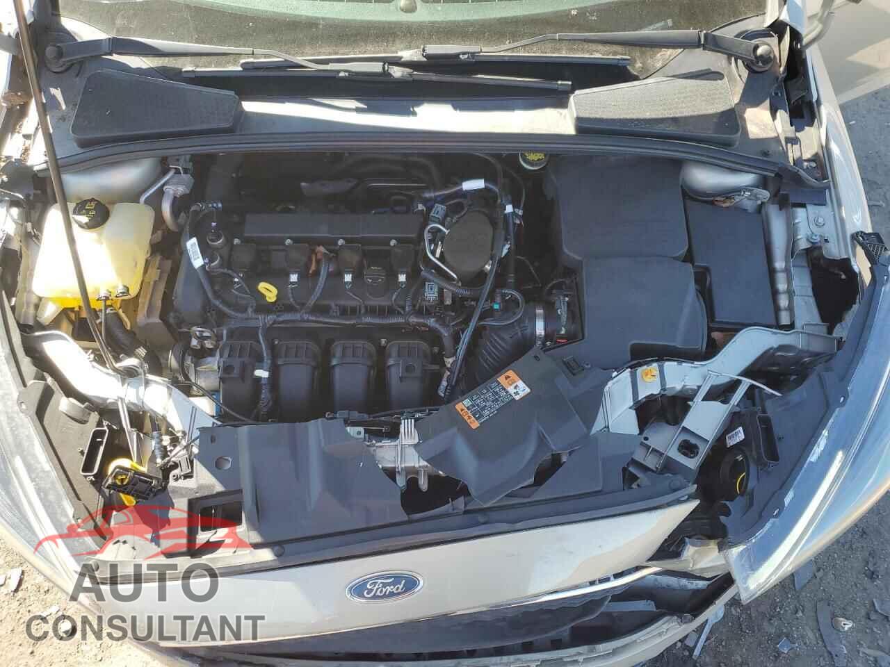 FORD FOCUS 2015 - 1FADP3K28FL286447