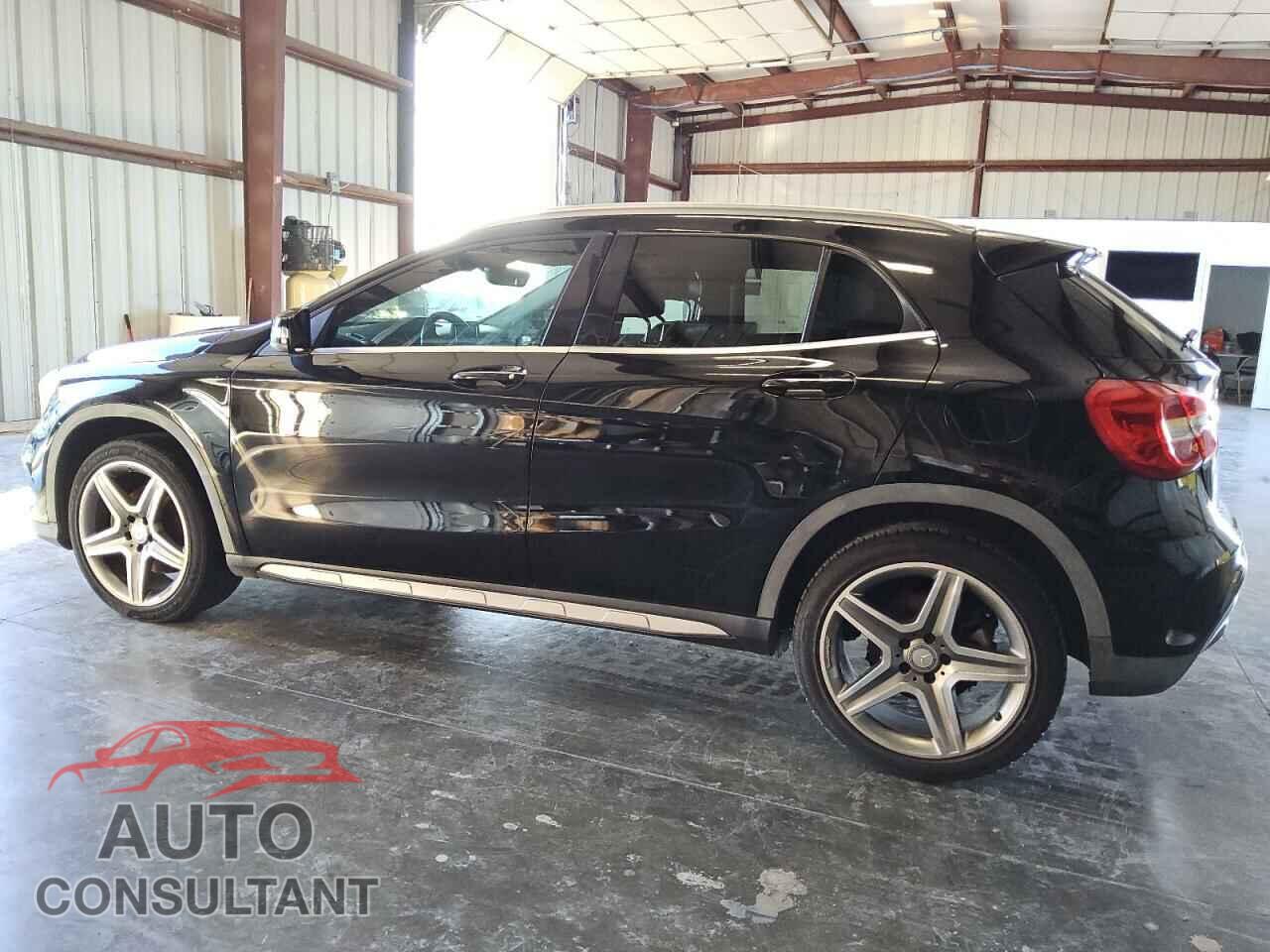 MERCEDES-BENZ GLA-CLASS 2015 - WDCTG4EB8FJ110656