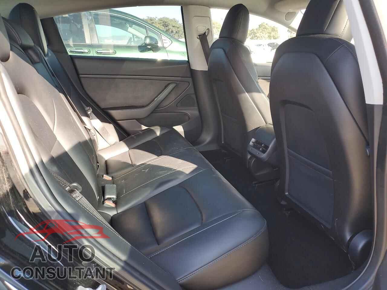 TESLA MODEL 3 2019 - 5YJ3E1EA4KF324773