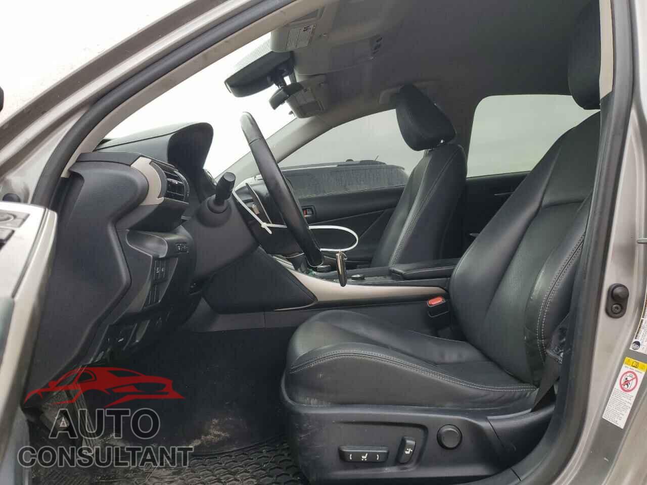 LEXUS IS 2017 - JTHCM1D29H5025673