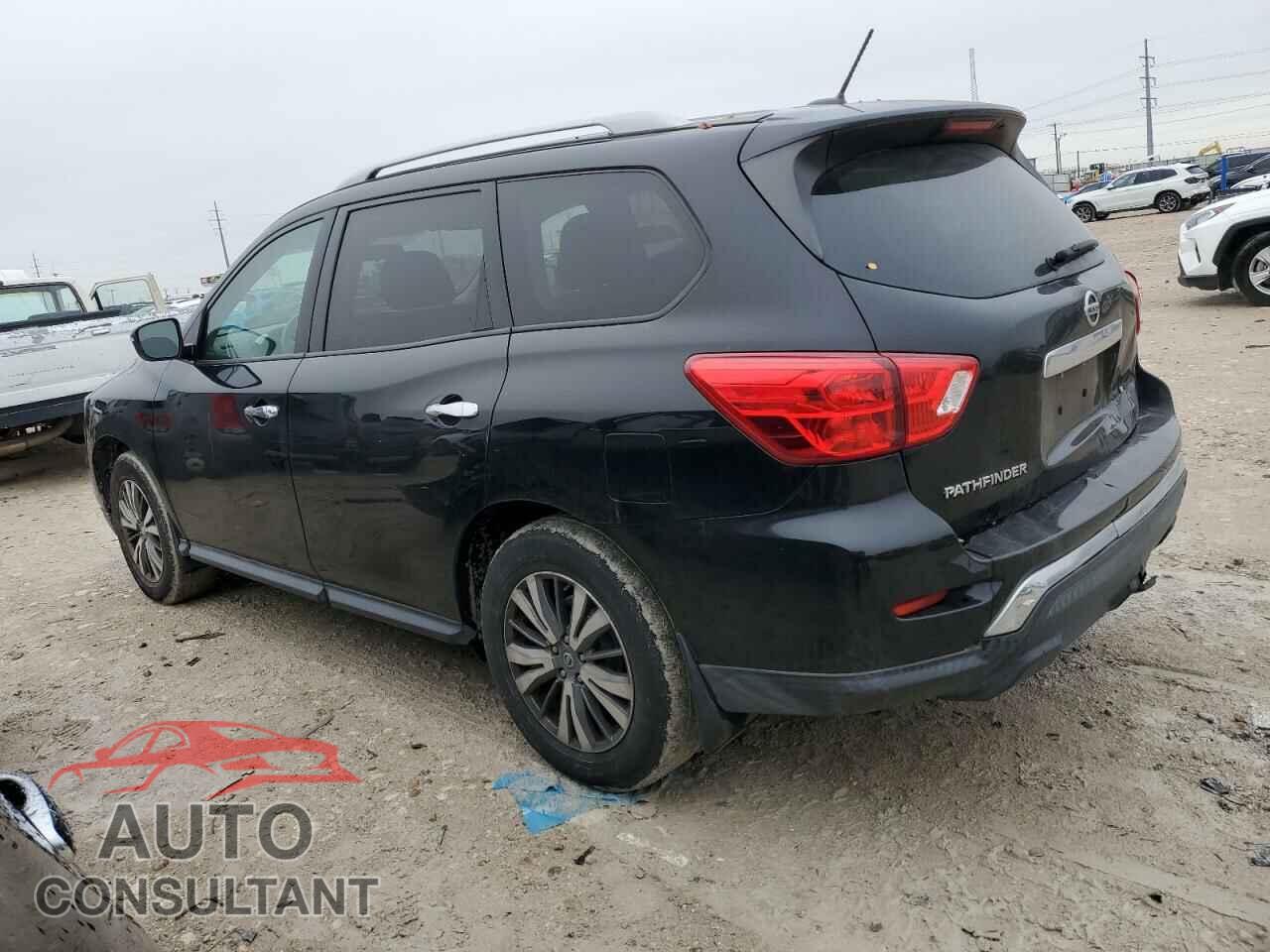 NISSAN PATHFINDER 2018 - 5N1DR2MM8JC651369