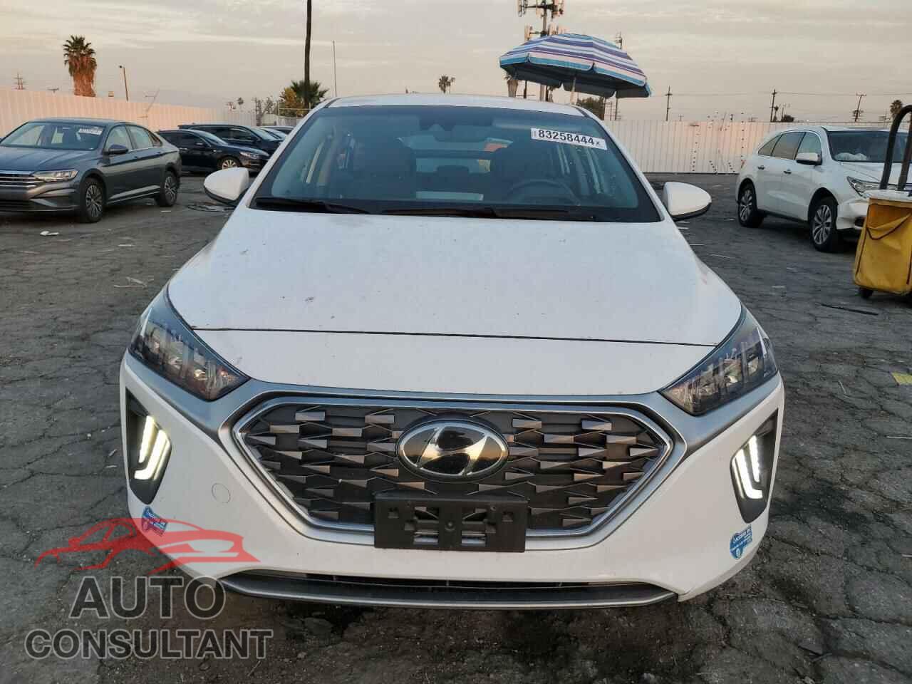 HYUNDAI IONIQ 2020 - KMHC75LD2LU215280