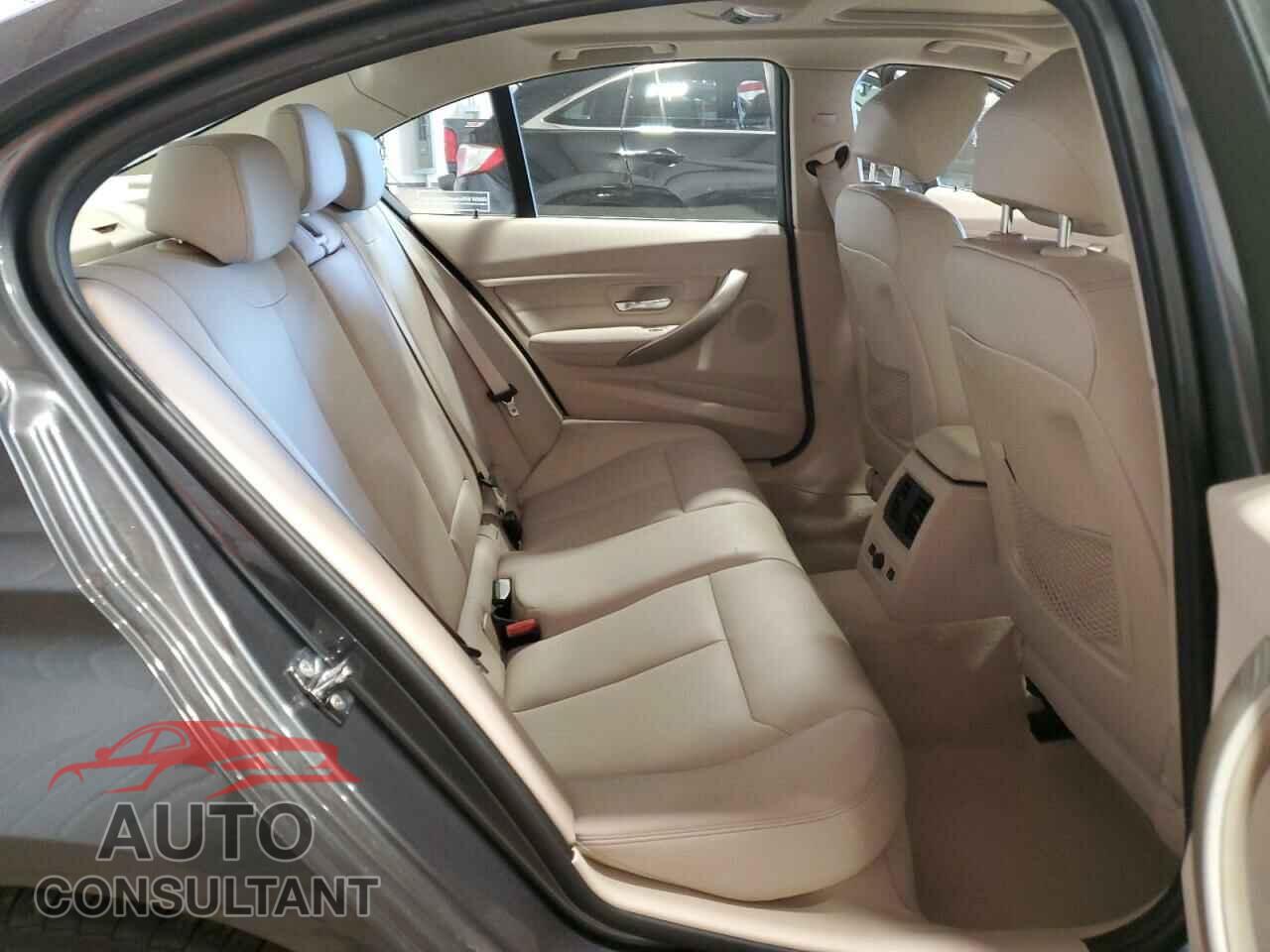 BMW 3 SERIES 2012 - WBA3A5C54CF259331