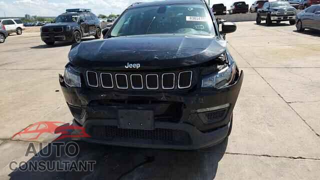 JEEP COMPASS 2018 - 3C4NJCAB7JT500049