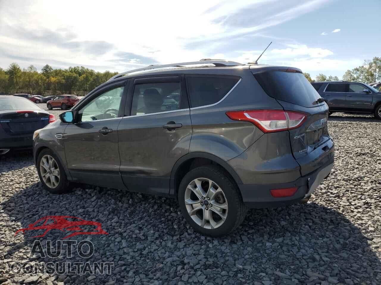 FORD ESCAPE 2015 - 1FMCU9J98FUC10300