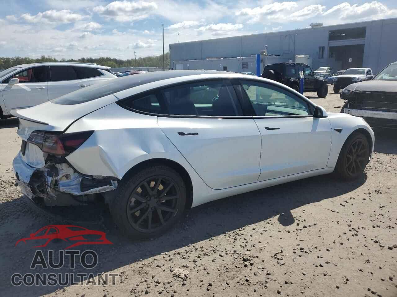 TESLA MODEL 3 2021 - 5YJ3E1EA2MF087543