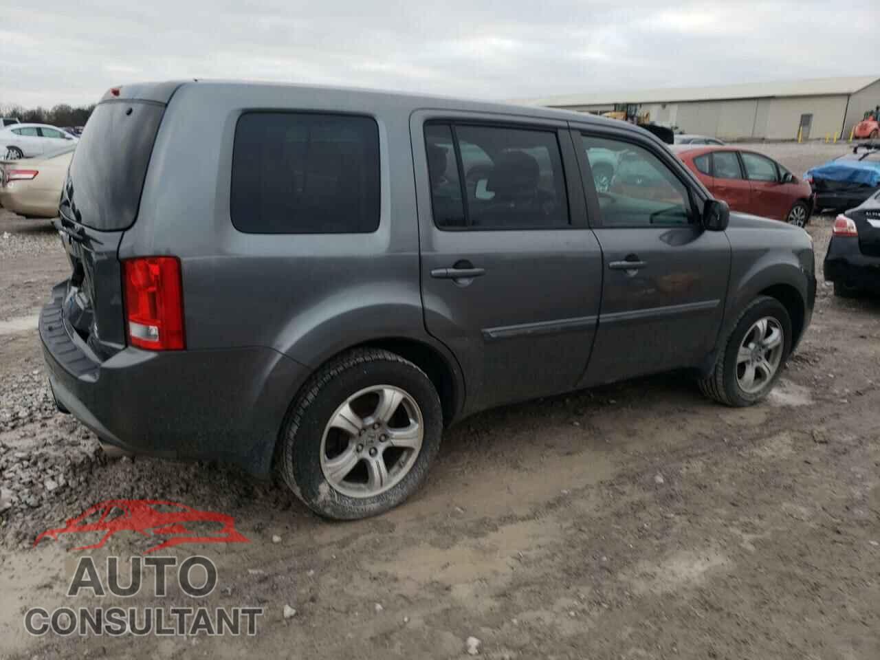 HONDA PILOT 2013 - 5FNYF4H73DB072442