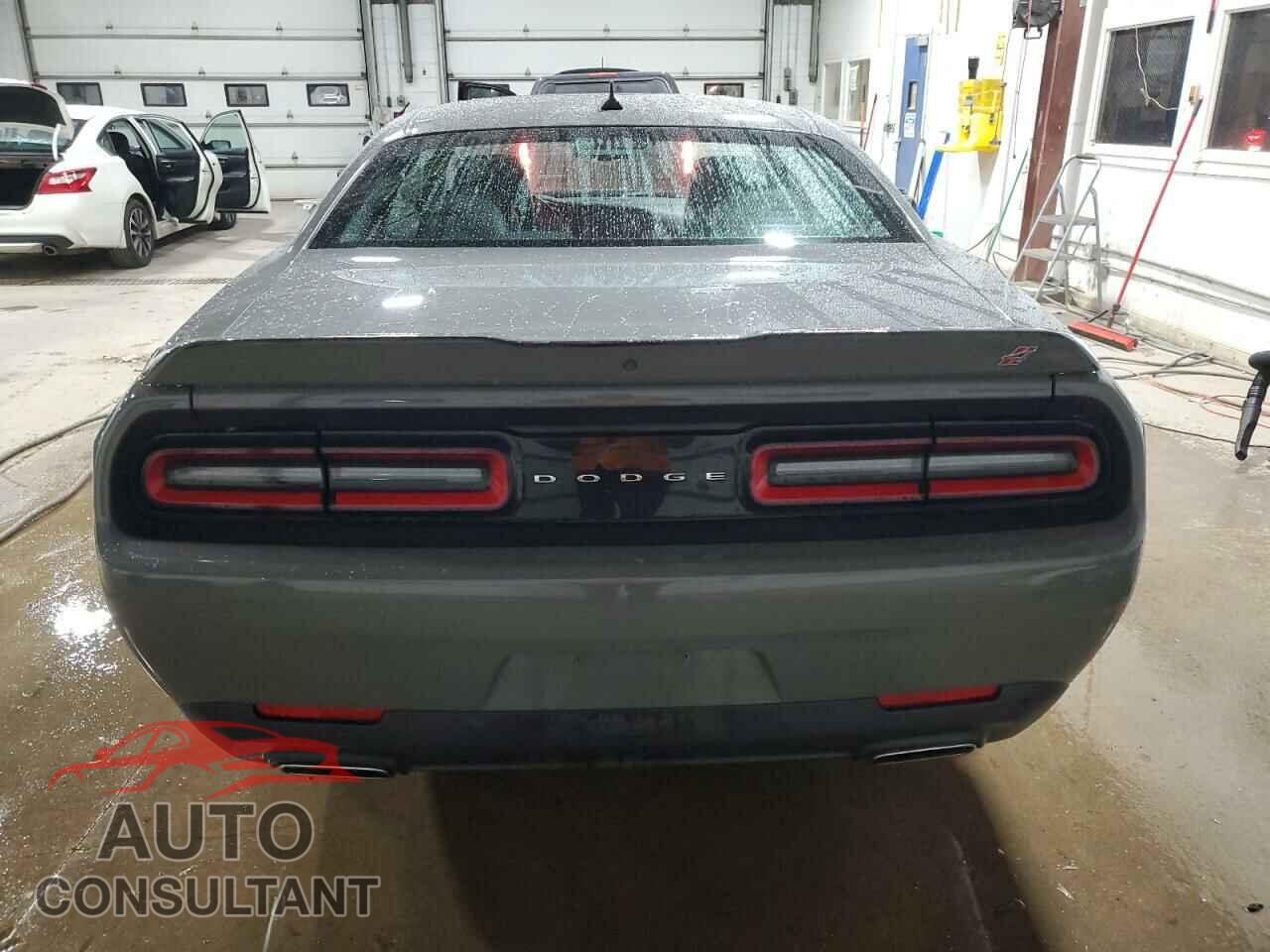 DODGE CHALLENGER 2018 - 2C3CDZGG2JH205376