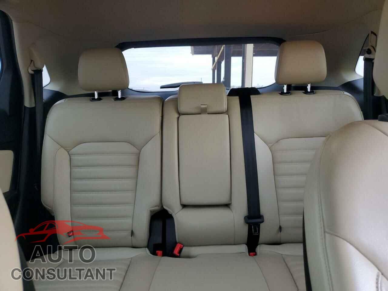 FORD EDGE 2018 - 2FMPK3J96JBC18625