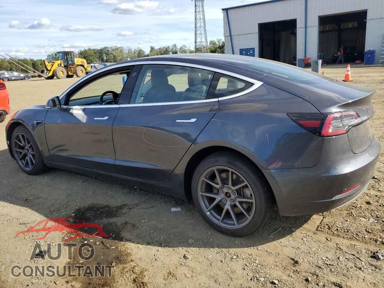 TESLA MODEL 3 2018 - 5YJ3E1EA9JF045382