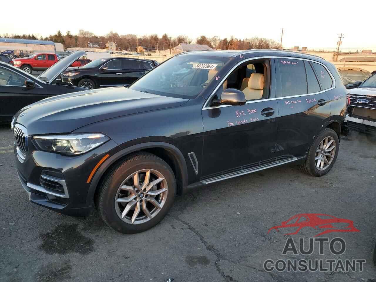 BMW X5 2022 - 5UXCR6C01N9K34036