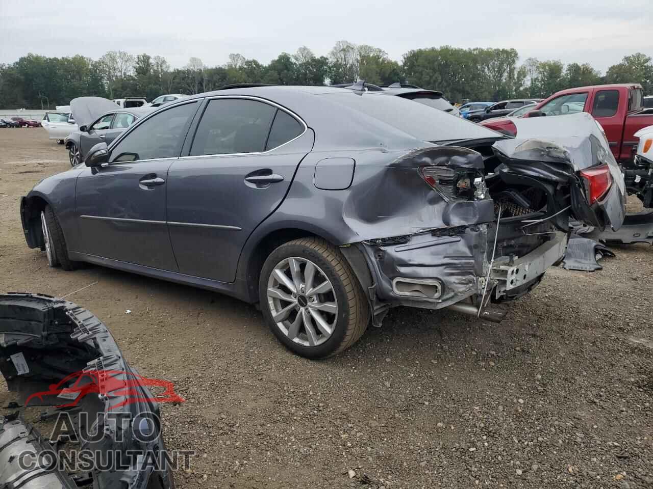 LEXUS IS 2012 - JTHCF5C21C5058923