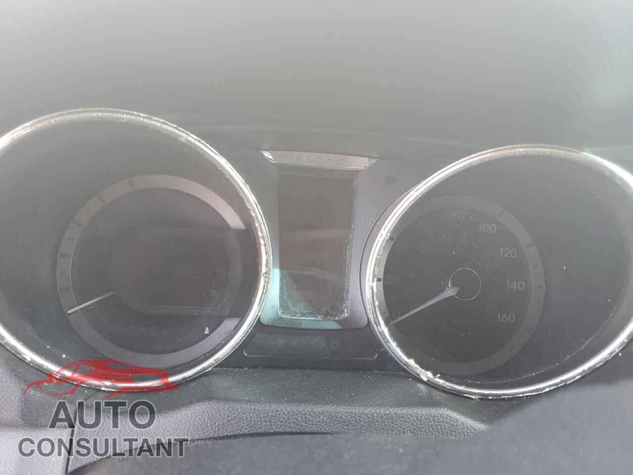 HYUNDAI SONATA 2011 - KMHEC4A45BA007458
