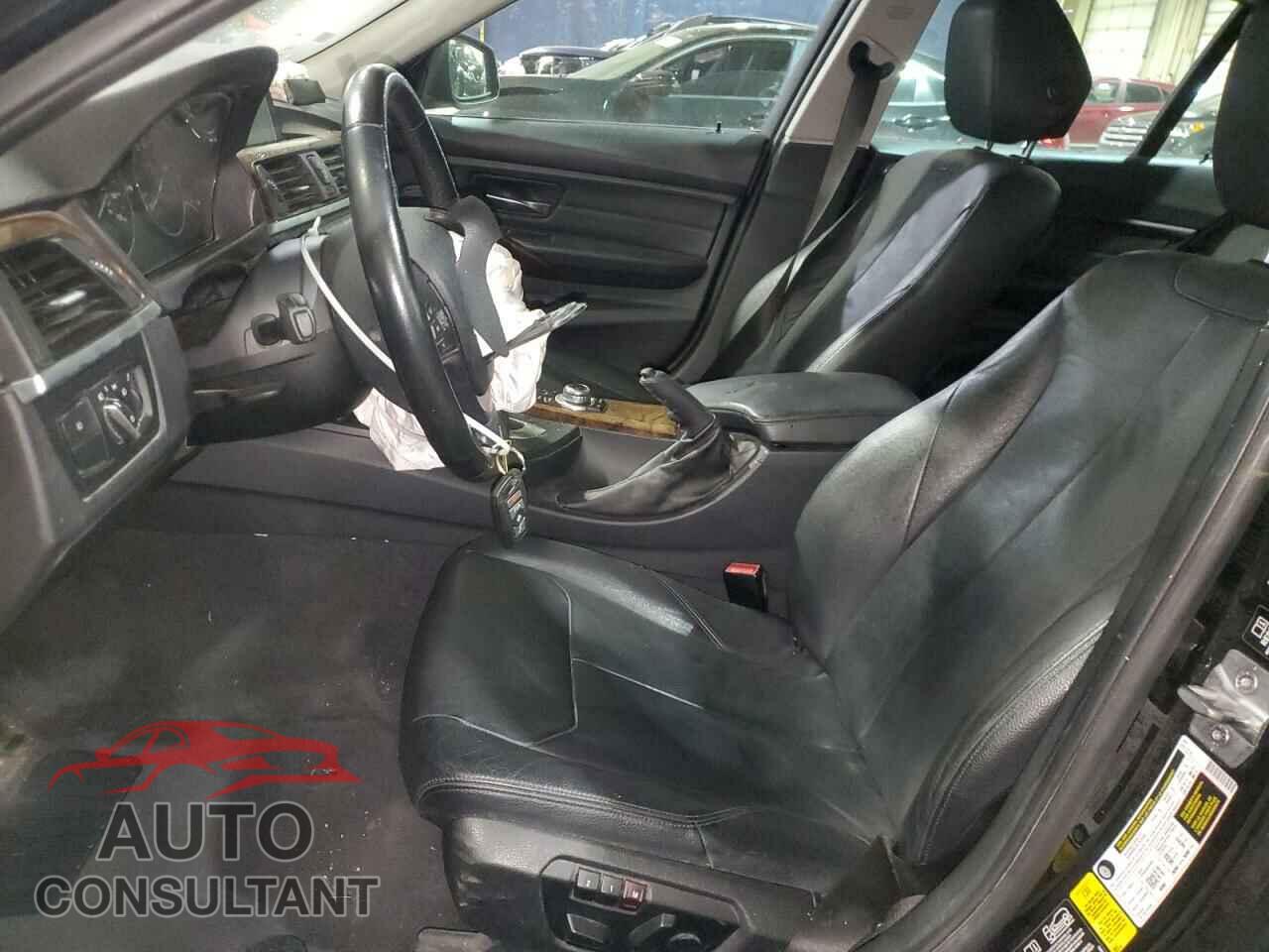 BMW 3 SERIES 2013 - WBA3B9C53DJ899064