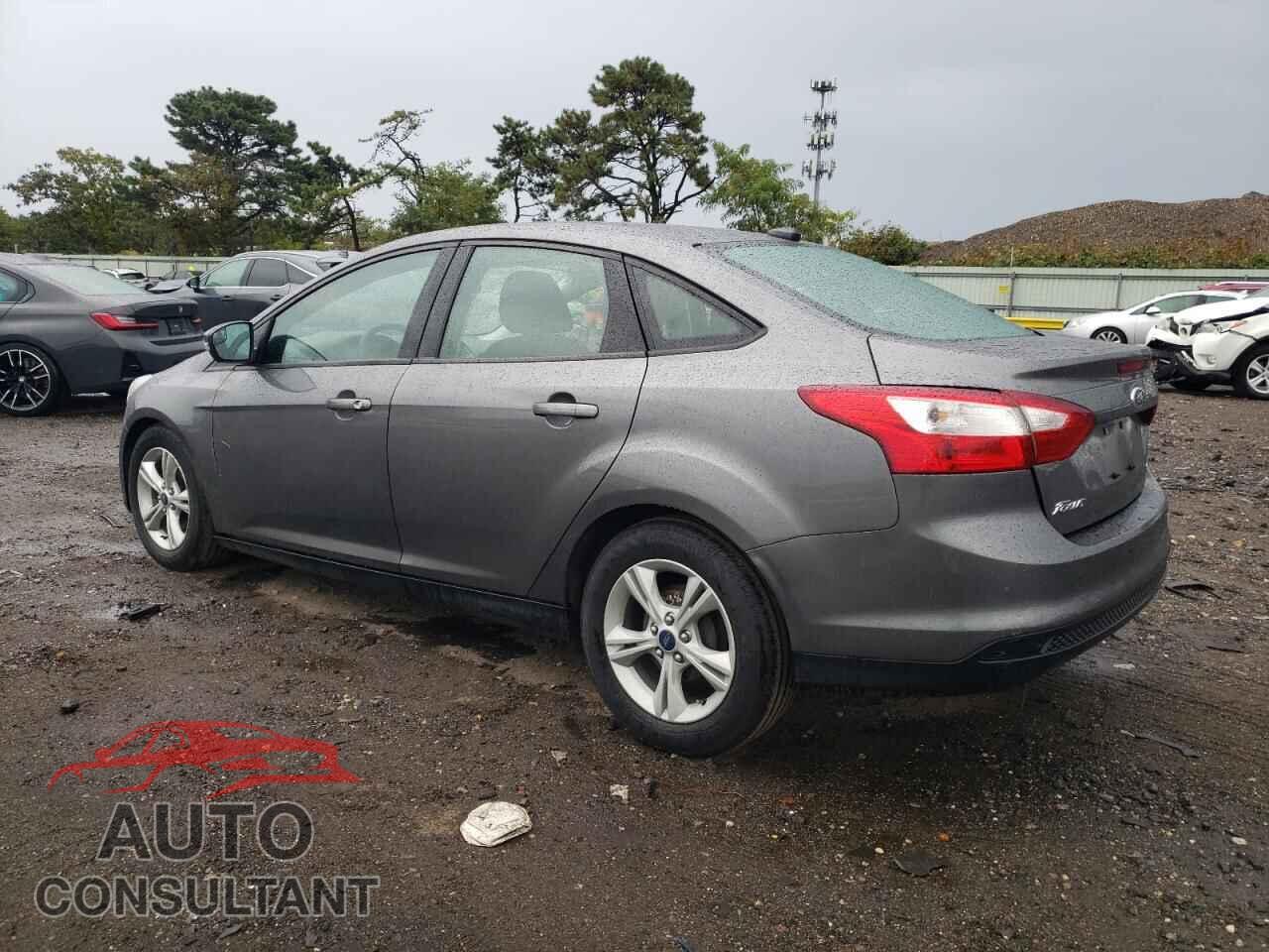 FORD FOCUS 2013 - 1FADP3F2XDL120549