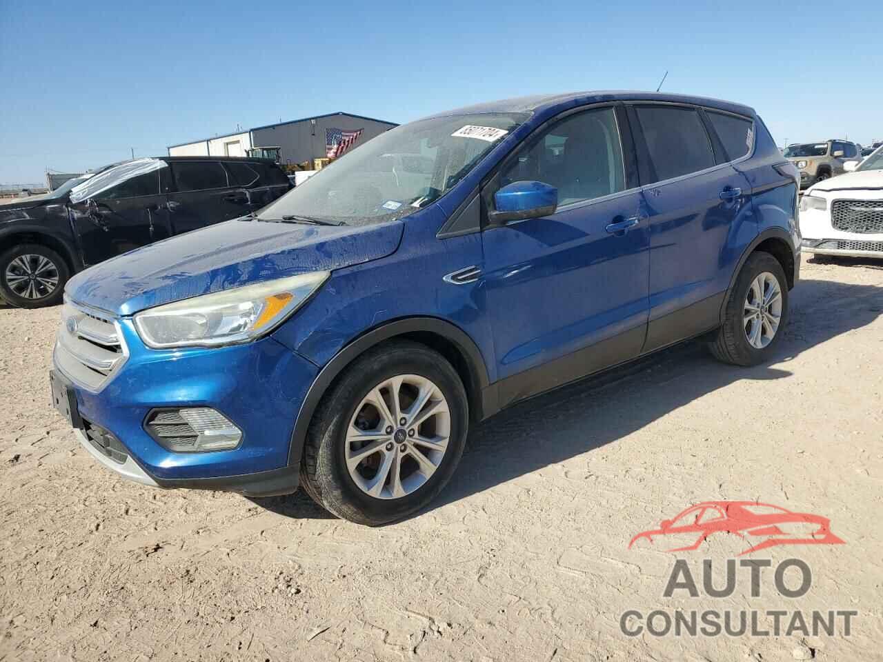 FORD ESCAPE 2017 - 1FMCU0GD7HUC49292