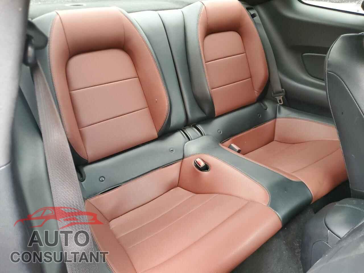FORD MUSTANG 2017 - 1FA6P8CF5H5263142