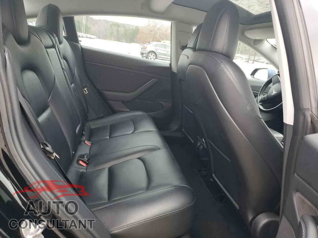 TESLA MODEL 3 2018 - 5YJ3E1EA2JF172605