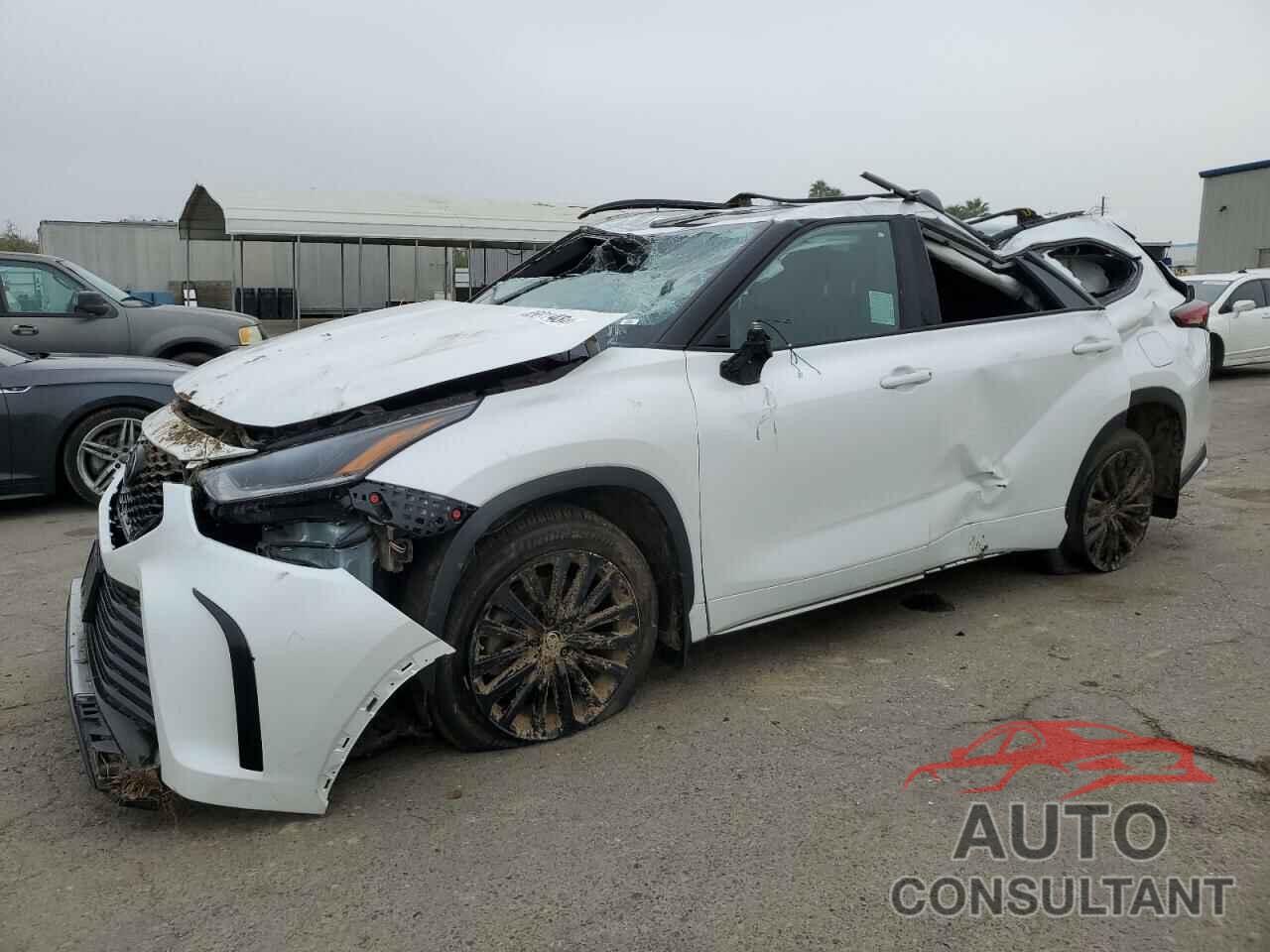 TOYOTA HIGHLANDER 2023 - 5TDKDRBH4PS019159