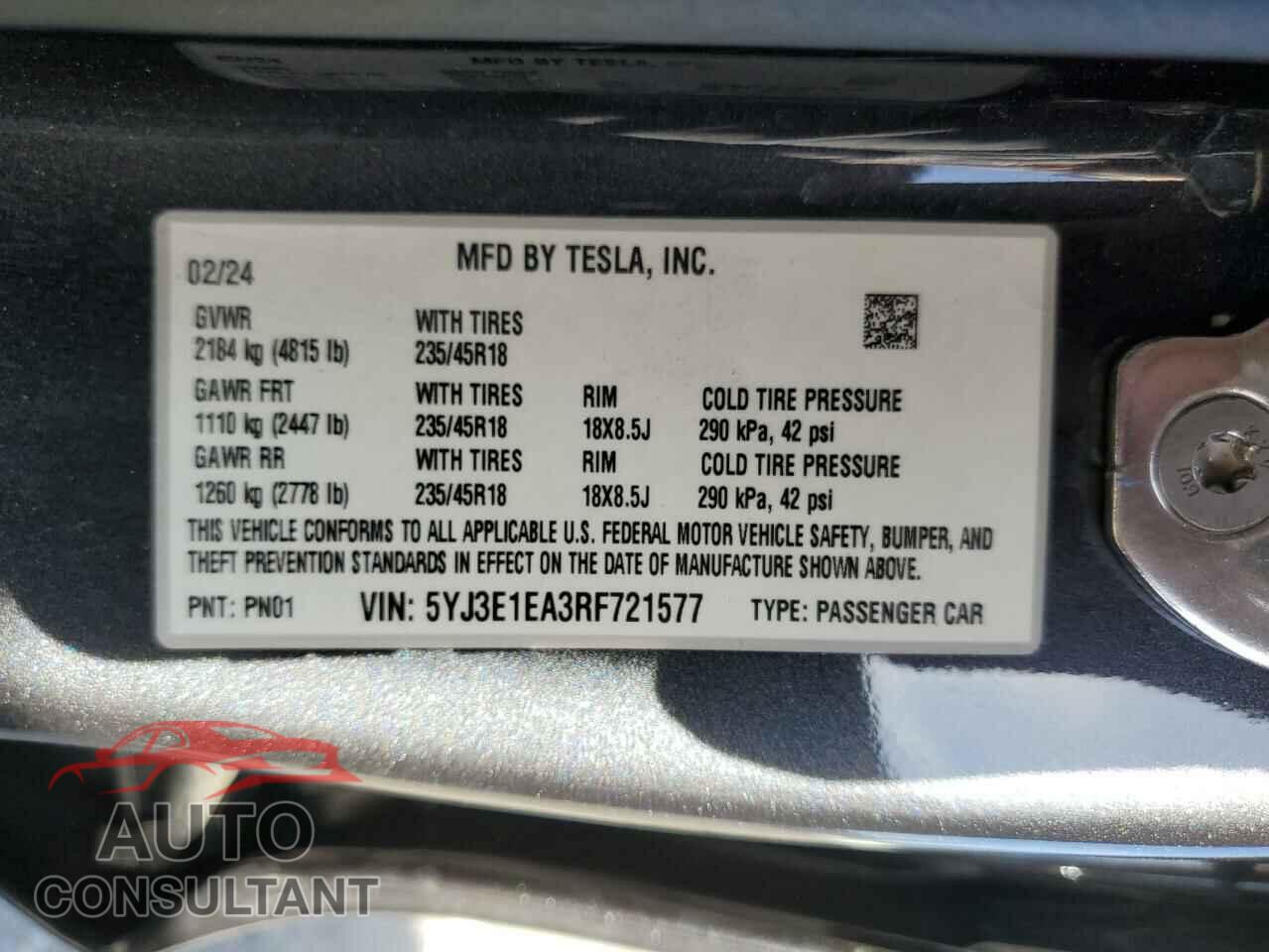 TESLA MODEL 3 2024 - 5YJ3E1EA3RF721577