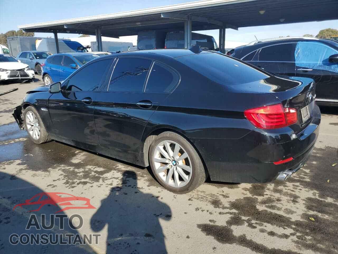 BMW 5 SERIES 2011 - WBAFR1C53BC746020