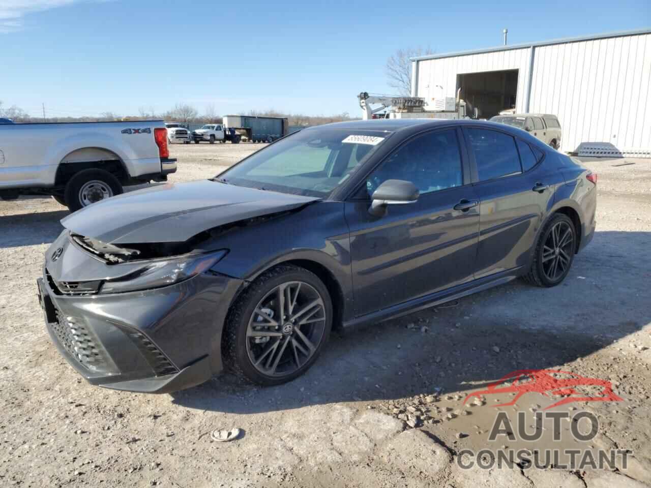 TOYOTA CAMRY 2025 - 4T1DAACK8SU028959
