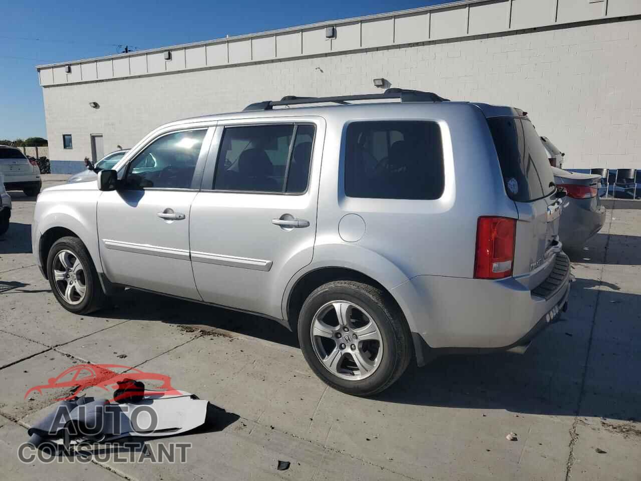 HONDA PILOT 2012 - 5FNYF3H5XCB013203