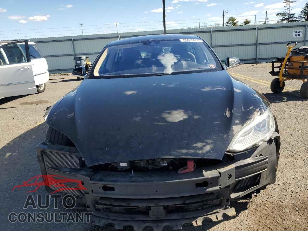 TESLA MODEL S 2015 - 5YJSA1S2XFF096790