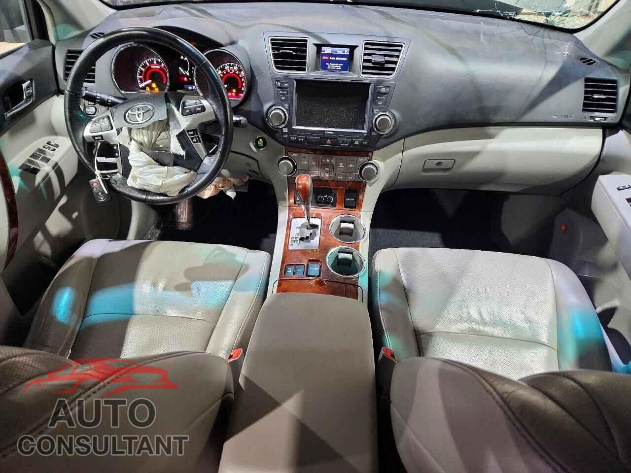 TOYOTA HIGHLANDER 2012 - 5TDDK3EH4CS156653
