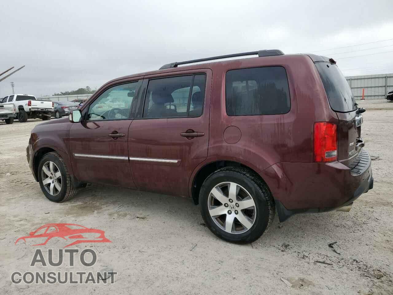 HONDA PILOT 2013 - 5FNYF4H9XDB068163