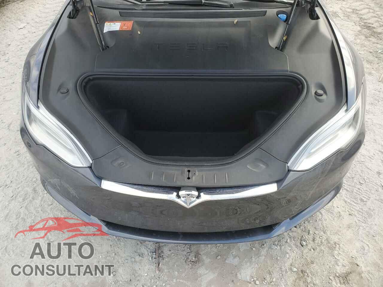 TESLA MODEL S 2018 - 5YJSA1E25JF286498