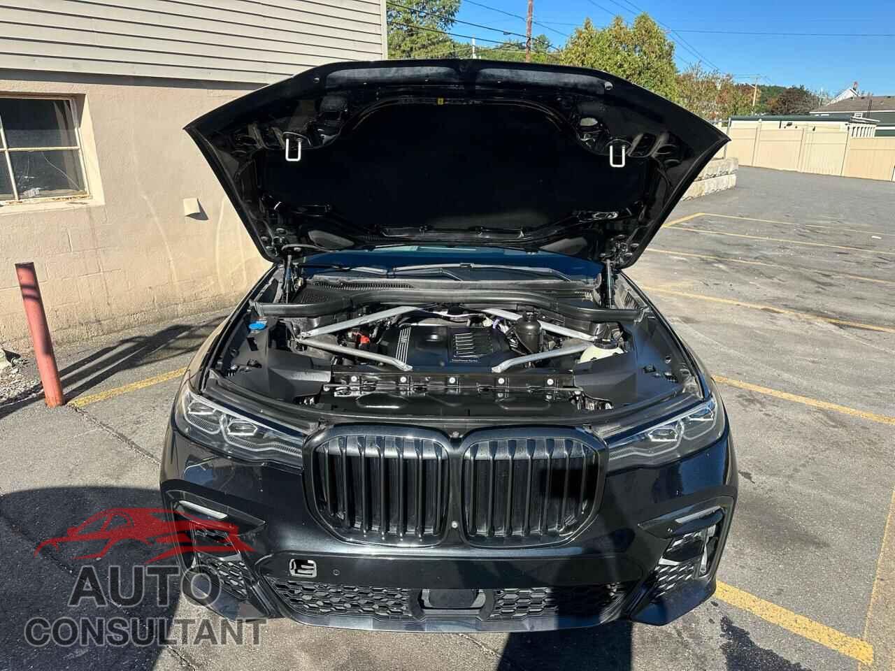 BMW X7 2021 - 5UXCW2C05M9D86680