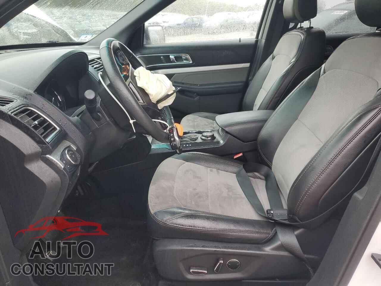 FORD EXPLORER 2017 - 1FM5K8D83HGA14052