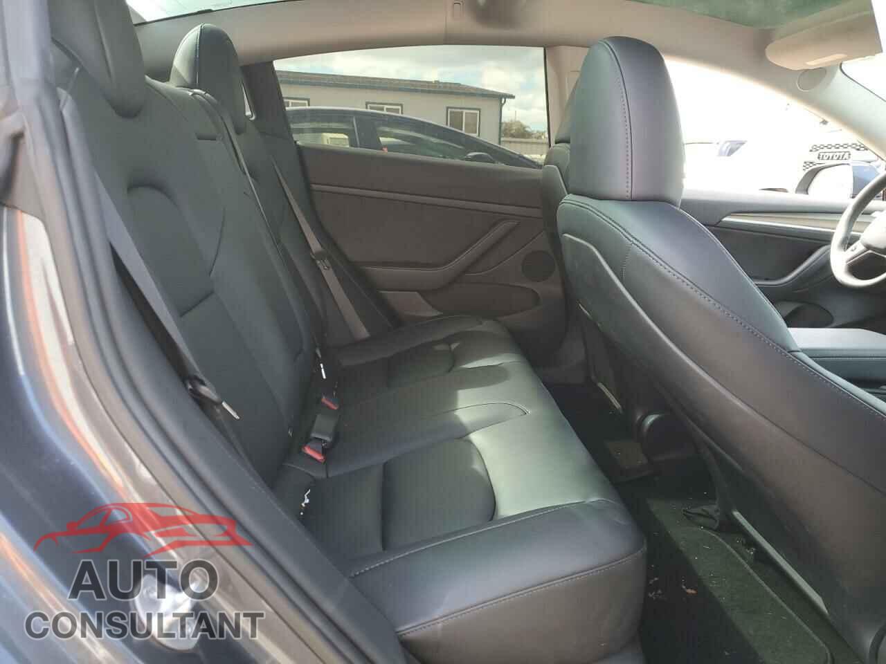 TESLA MODEL 3 2023 - 5YJ3E1EA1PF687961